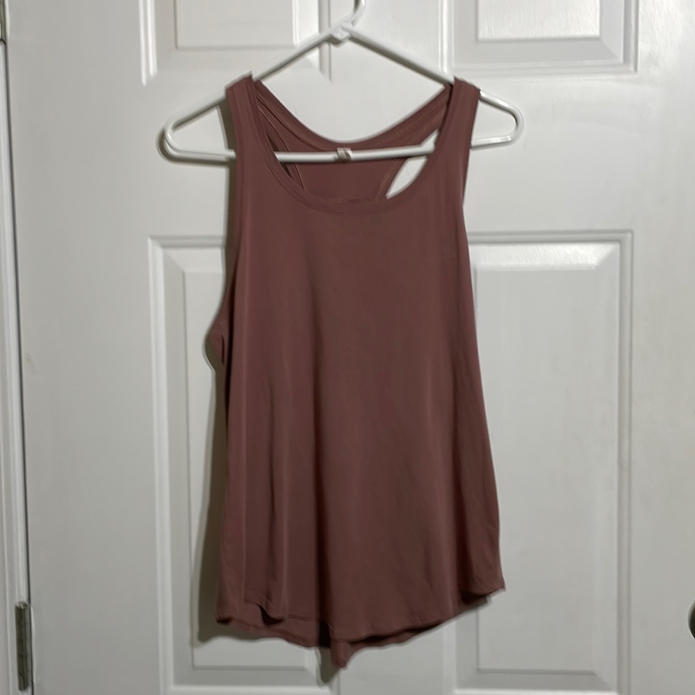 Lululemon Love Tank Pleated Size 6 Excellent Condition
